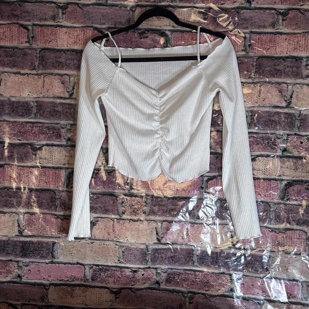 White Ribbed Ruched Off-Shoulder Long Sleeve Crop Top - Picture 15 of 15